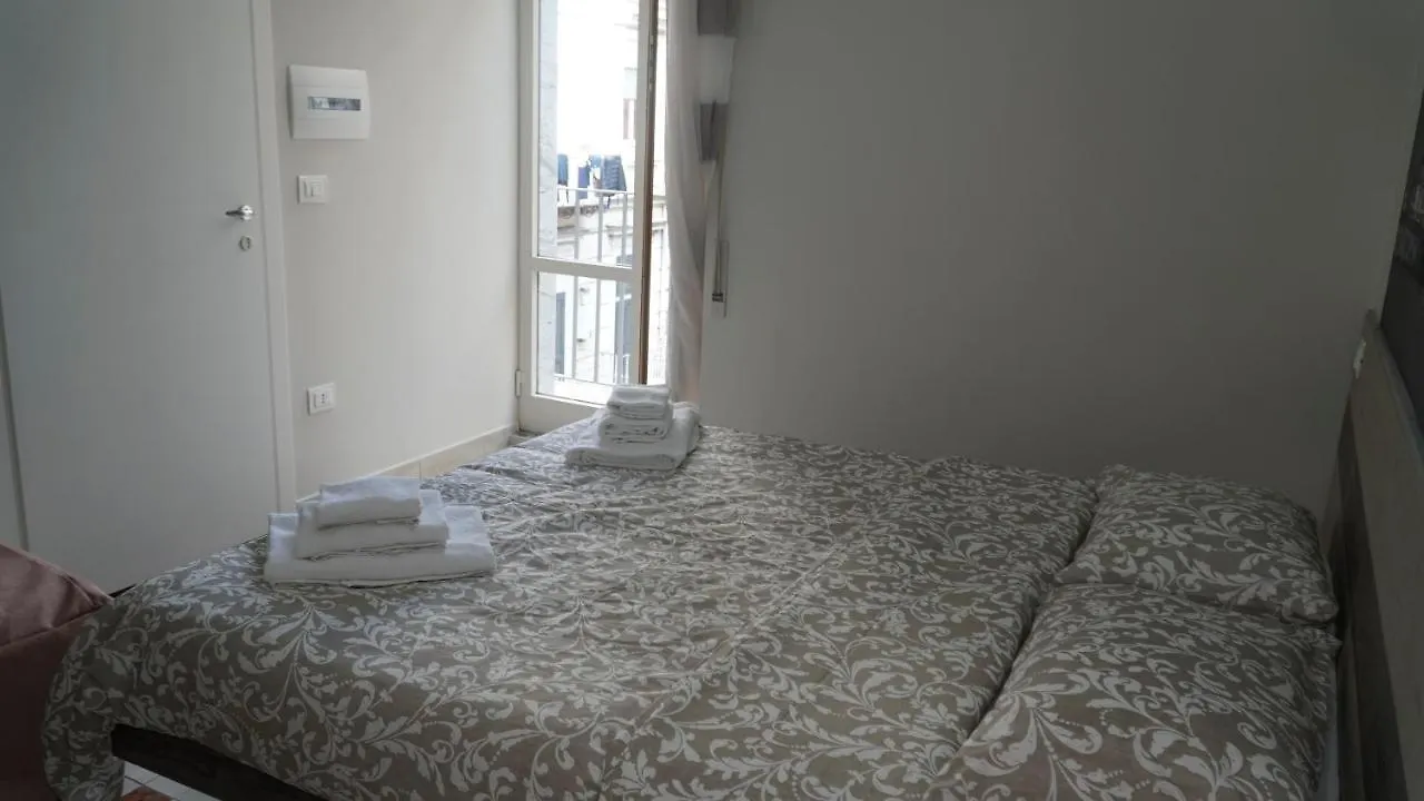 Donna Vicenza Bed & Breakfast Nápoly 0*,